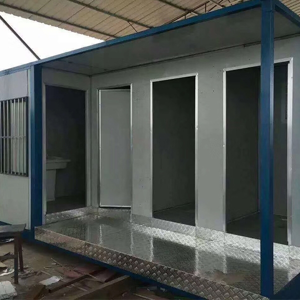 異形移動衛生間